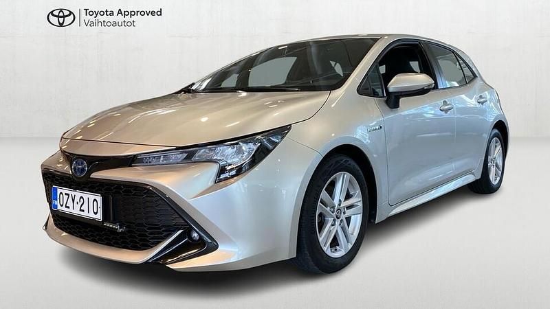 Käytetty Toyota Corolla Active 122 HP (89 kW) 2019 Harmaa Viistoperä