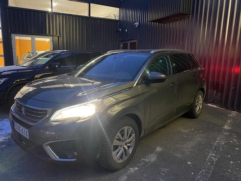 Käytetty 2018 Peugeot 5008 Active Katumaasturi | 15 400 € (Hyvä tarjous) - Kuva 1/4