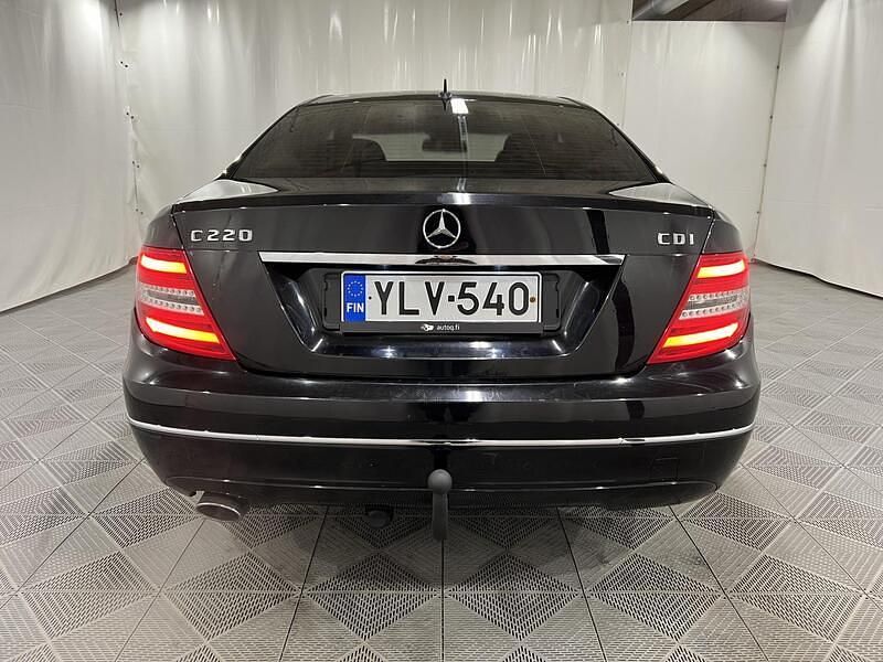 Käytetty Mercedes C220 Avantgarde 170 HP (125 kW) 2012 Coupe - kaksiovinen