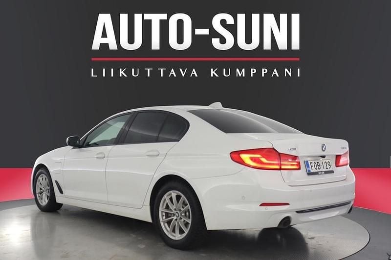 Käytetty BMW 530e Sport Line 252 HP (185 kW) 2020 Sedan