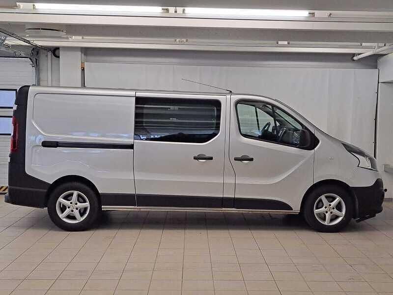 Käytetty Renault Trafic 125 HP (91 kW) 2017 Harmaa Tila-auto