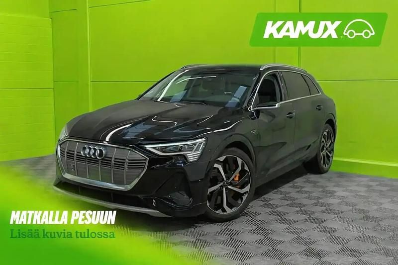 Musta Käytetty 2022 Audi e-tron S-Line Katumaasturi | 37 900 € (Perustarjous) - Kuva 1/1