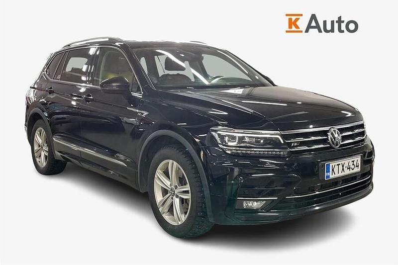 Käytetty VW Tiguan Allspace R-line 200 HP (147 kW) 2021 Musta Katumaasturi