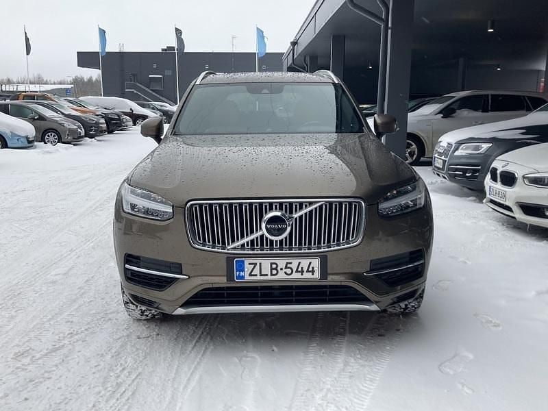 Käytetty Volvo XC90 Inscription 407 HP (299 kW) 2017 Katumaasturi