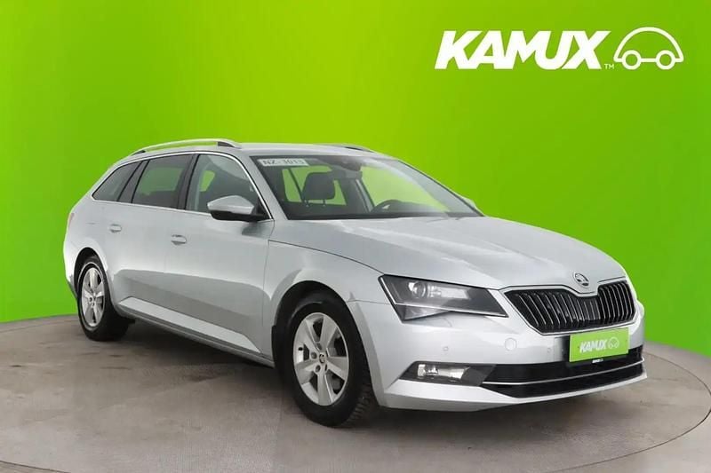 Hopea / harmaa Käytetty 2018 Skoda Superb LAURIN & KLEMENT Farmari | 22 890 € (Perustarjous) - Kuva 1/4