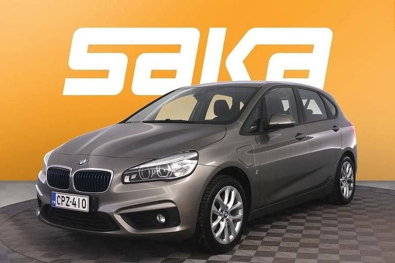 Käytetty BMW 225 Active Tourer 224 HP (164 kW) 2017 Tila-auto