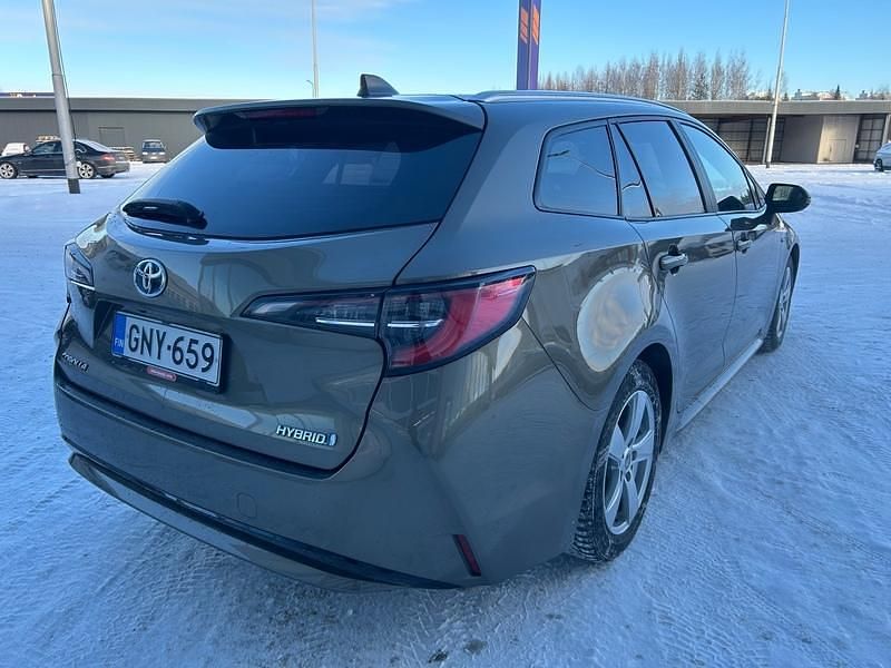 Käytetty Toyota Corolla Active 122 HP (89 kW) 2019 Ruskea Farmari