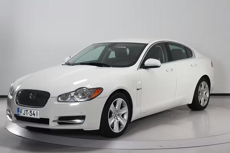Käytetty 2010 Jaguar XF Premium Luxury Sedan | 7 990 € - Kuva 1/4