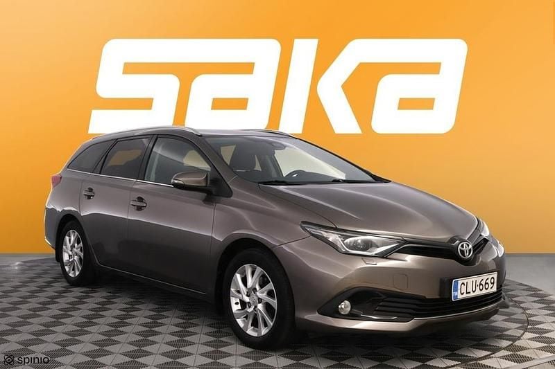 Käytetty 2018 Toyota Auris Touring Sports Active Farmari | 15 990 € (Perustarjous) - Kuva 1/3