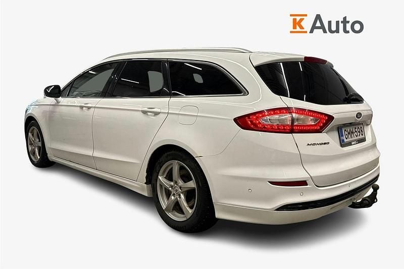 Käytetty Ford Mondeo Titanium 150 HP (110 kW) 2017 Valkoinen Farmari