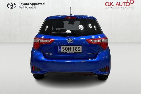 Käytetty Toyota Yaris Edition 72 HP (52 kW) 2020 Sininen Viistoperä