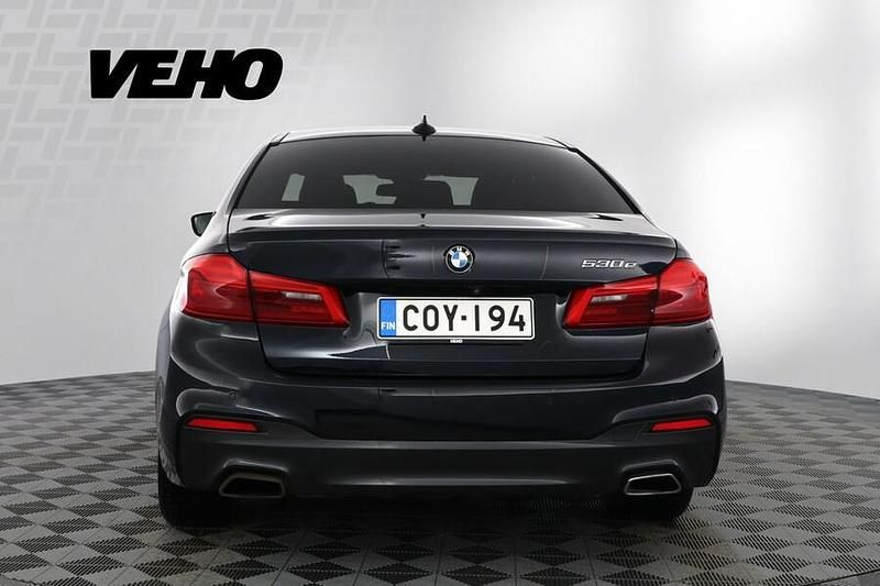 Käytetty BMW 530e Shadowline 252 HP (185 kW) 2018 Musta Sedan