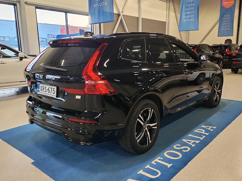 Käytetty Volvo XC60 Plus 456 HP (335 kW) 2023 Katumaasturi