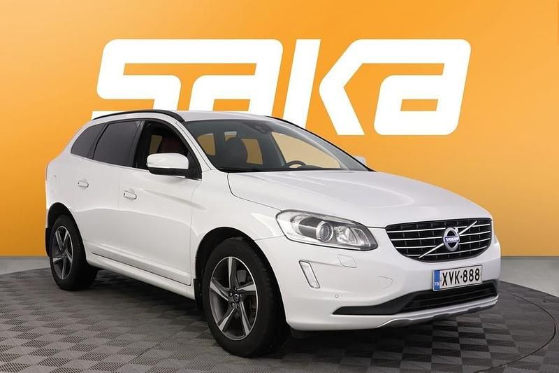 Käytetty Volvo XC60 Business Edition 215 HP (158 kW) 2014 Katumaasturi