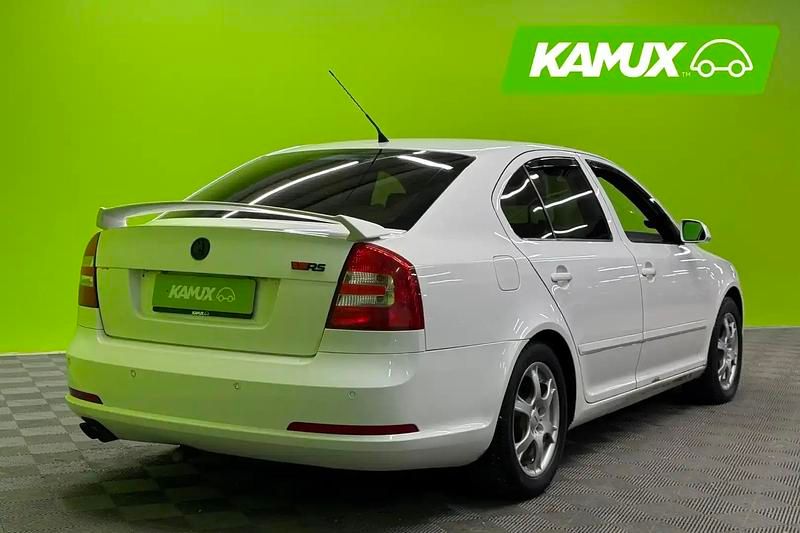 Käytetty Skoda Octavia 170 HP (125 kW) 2008 Valkoinen Sedan