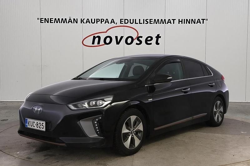 Musta Käytetty 2018 Hyundai Ioniq Comfort Viistoperä | 12 970 € (Perustarjous) - Kuva 1/4