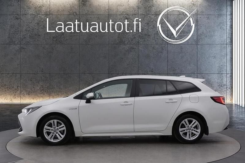 Käytetty Toyota Corolla Active 184 HP (135 kW) 2020 Farmari