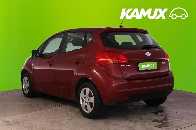 Käytetty Kia Venga EX 90 HP (66 kW) 2011 Punainen Viistoperä