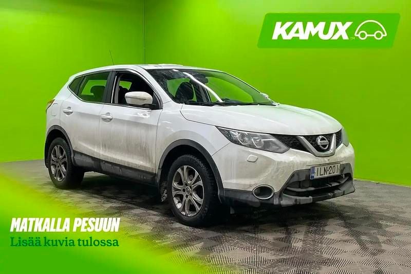 Käytetty Nissan Qashqai Acenta 116 HP (85 kW) 2014 Valkoinen Katumaasturi