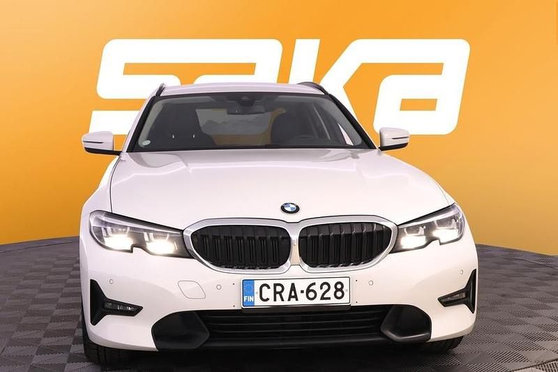 Käytetty BMW 330e Sport Line 292 HP (214 kW) 2021 Farmari