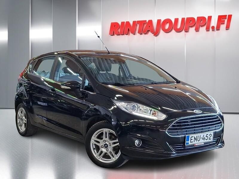 Käytetty Ford Fiesta Titanium 101 HP (74 kW) 2016 Musta Viistoperä