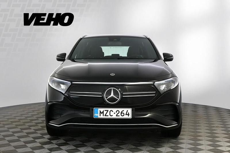 Käytetty Mercedes EQA250 Advanced Plus 139 kW (190 HP) 2021 Musta Katumaasturi