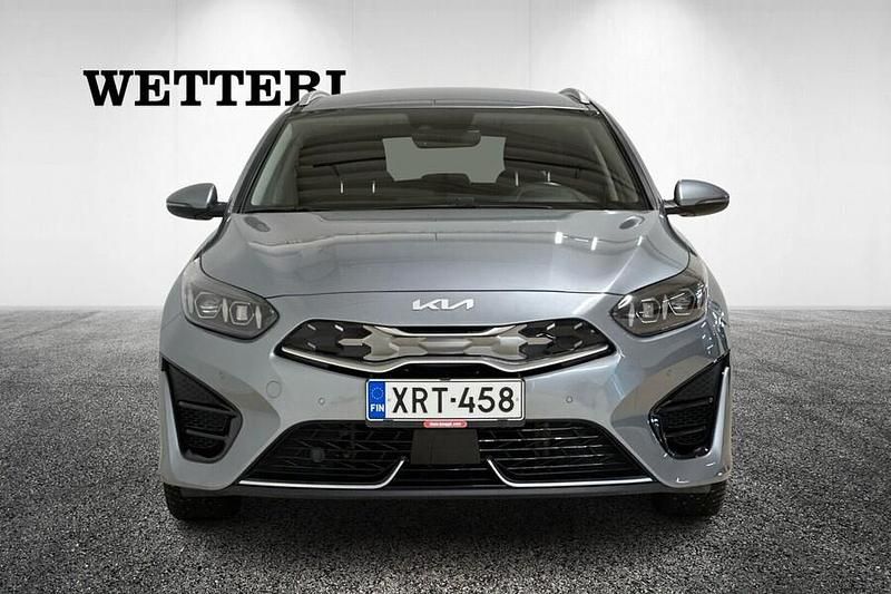Käytetty Kia Ceed Sportswagon Premium 140 HP (102 kW) 2023 Hopea Farmari