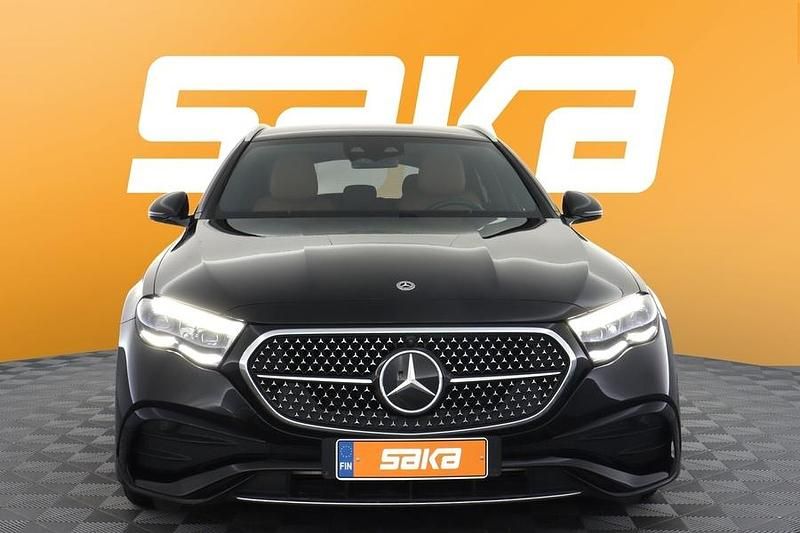 Käytetty Mercedes E300 AMG 313 HP (230 kW) 2025 Farmari