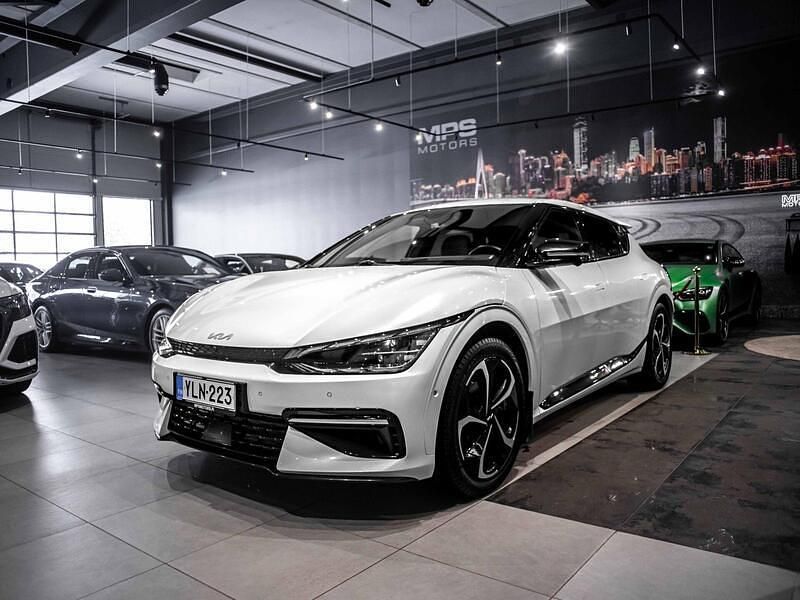 Käytetty Kia EV6 GT-Line 239 kW (325 HP) 2022 Valkoinen Katumaasturi
