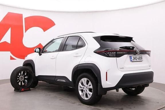 Käytetty Toyota Yaris Cross Edition 116 HP (85 kW) 2024 Valkoinen Katumaasturi