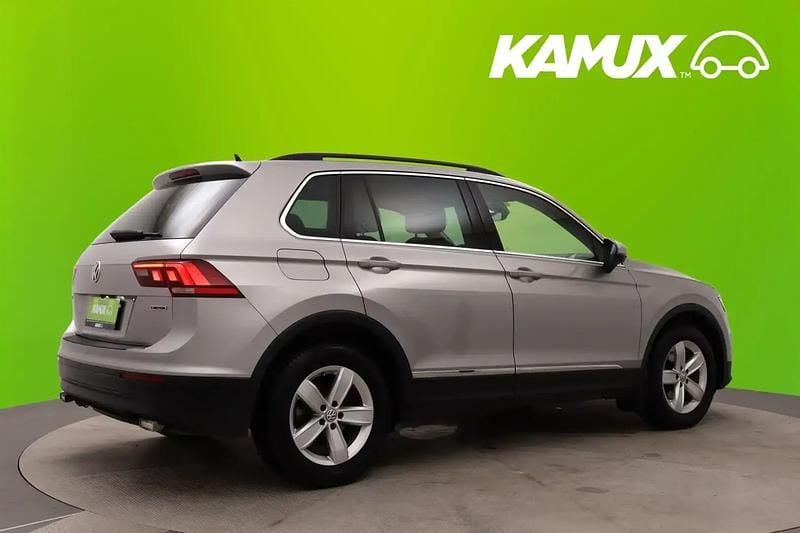 Käytetty VW Tiguan Comfortline 204 HP (150 kW) 2018 Hopea / harmaa Katumaasturi