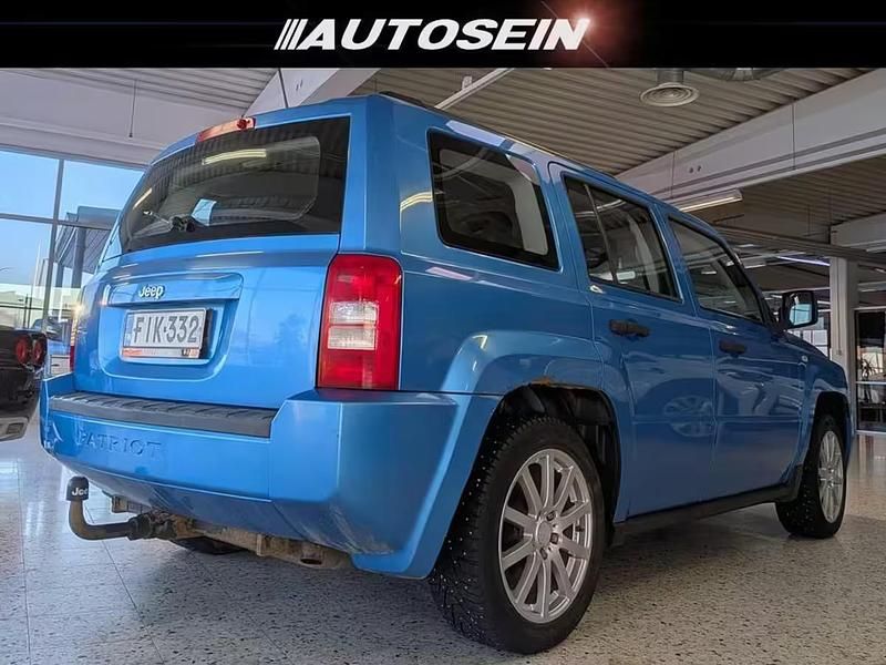 Käytetty Jeep Patriot Sport 2008 Katumaasturi