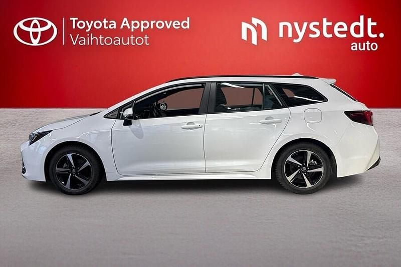Käytetty Toyota Corolla Active 140 HP (102 kW) 2024 Valkoinen Farmari