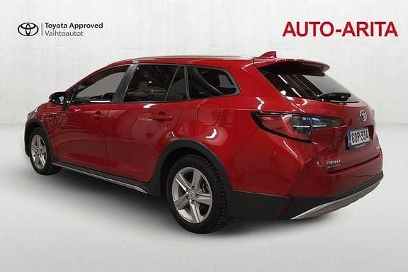Käytetty Toyota Corolla 184 HP (135 kW) 2021 Punainen Farmari