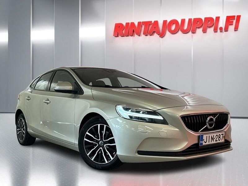 Käytetty 2017 Volvo V40 Business Edition Farmari | 10 700 € (Perustarjous) - Kuva 1/3