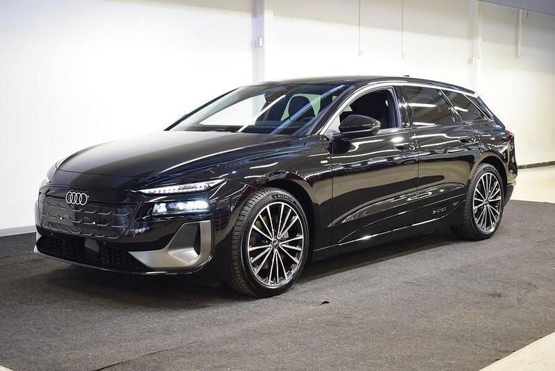 Musta Uusi 2025 Audi A6 e-tron Design Farmari | 82 740 € (Perustarjous) - Kuva 1/4
