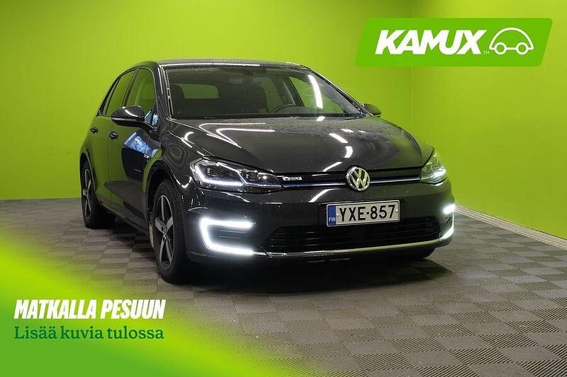 Käytetty 2020 VW e-Golf Viistoperä | 16 790 € (Perustarjous) - Kuva 1/3