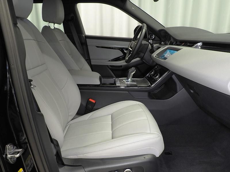 Käytetty Land Rover Range Rover S 2022 Santorini musta Katumaasturi