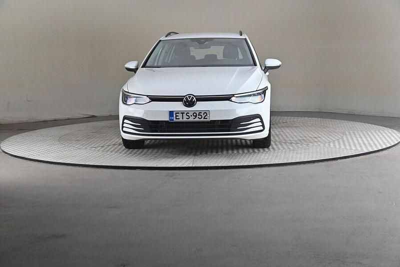 Käytetty VW Golf VIII 110 HP (80 kW) 2021 Farmari