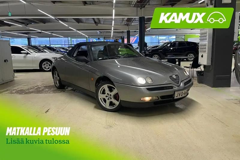 Hopea / harmaa Käytetty 1997 Alfa Romeo Spider Avoauto | 9 900 € - Kuva 1/4