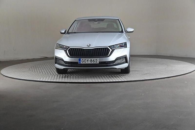 Käytetty Skoda Octavia Style 150 HP (110 kW) 2021 Sedan