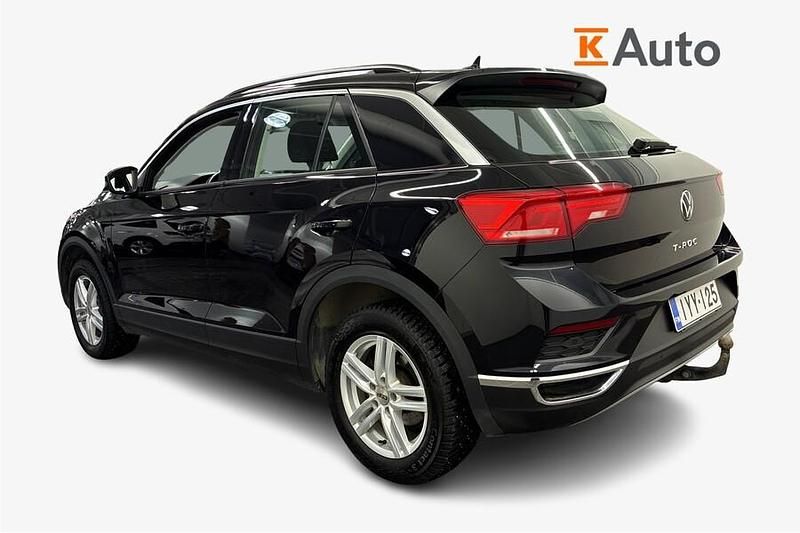 Käytetty VW T-Roc Style 150 HP (110 kW) 2021 Musta Katumaasturi