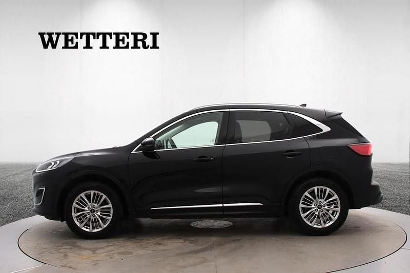 Käytetty Ford Kuga Vignale 190 HP (139 kW) 2021 Musta Katumaasturi