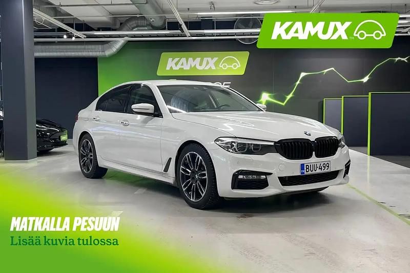 Valkoinen Käytetty 2019 BMW 520 Sport Line Sedan | 24 890 € (Perustarjous) - Kuva 1/3