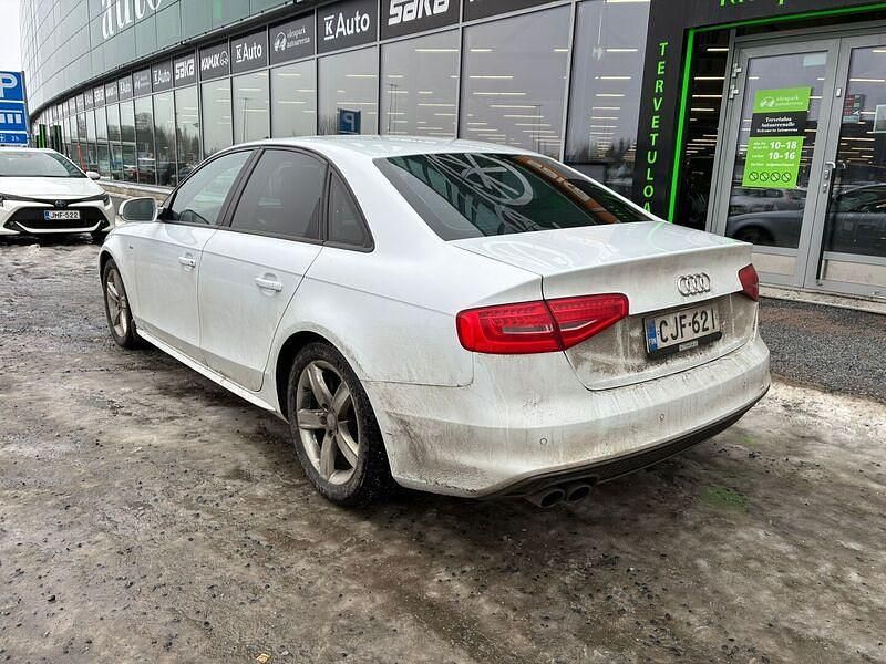 Käytetty Audi A4 Business 170 HP (125 kW) 2013 Sedan
