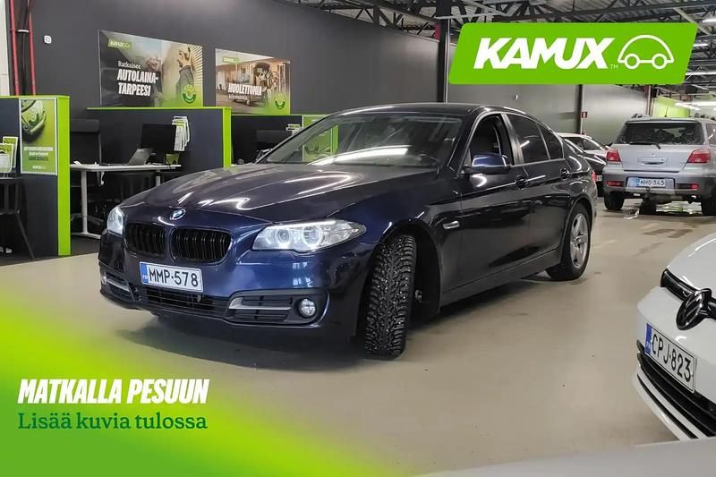 Käytetty BMW 520 Exclusive 190 HP (139 kW) 2016 Sininen Sedan