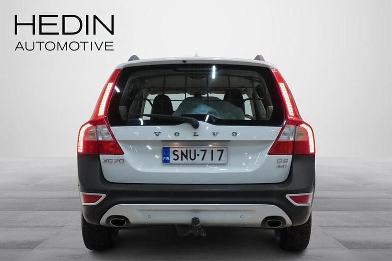 Käytetty Volvo XC70 Summum 163 HP (119 kW) 2011 Valkoinen Farmari
