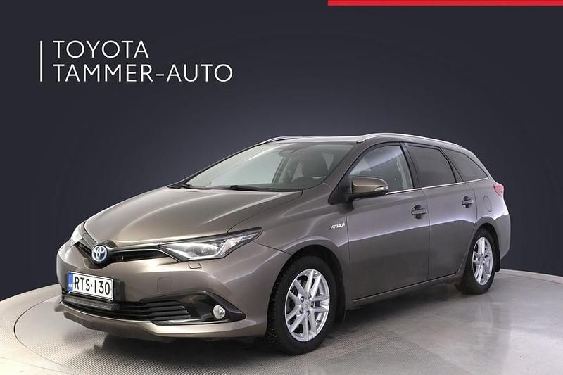Käytetty Toyota Auris Touring Sports Active 99 HP (72 kW) 2018 Harmaa Farmari