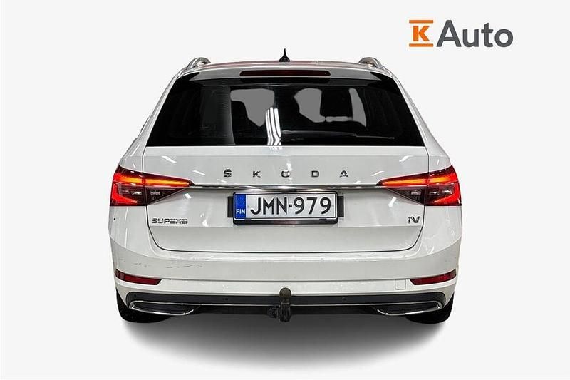 Käytetty Skoda Superb LAURIN & KLEMENT 156 HP (114 kW) 2020 Farmari