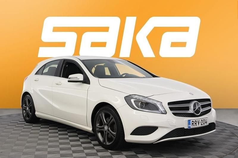 Käytetty 2015 Mercedes A180 Business Viistoperä | 14 790 € (Perustarjous) - Kuva 1/3